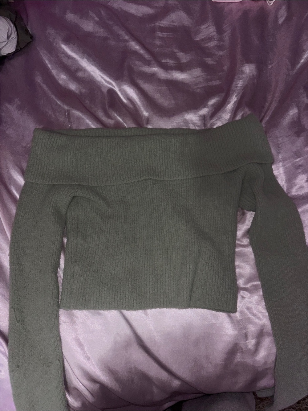 American Eagle Outfitters Olive Off-the-Shoulder Ribbed Sweater
